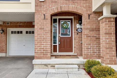 1234 Rose Way, Milton, ON L9E 1L9
