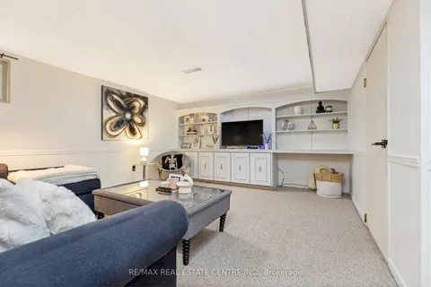 2176 Sunnydale Drive, Burlington, ON L7P 1E7