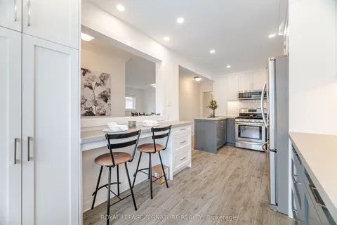97 Swanhurst Boulevard, Mississauga, ON L5N 1B8