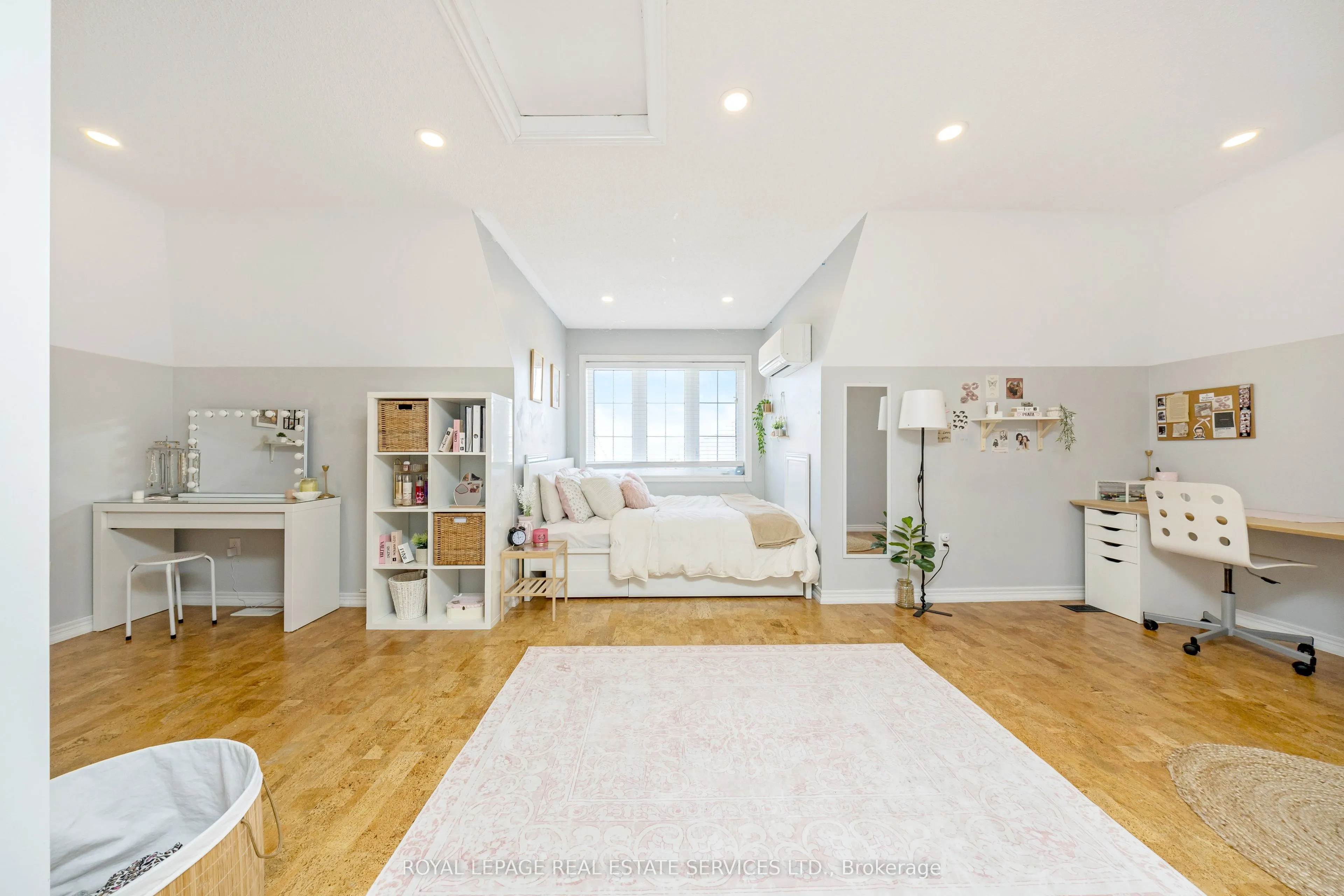 606 Nairn Circle, Milton, ON L9T 7X6