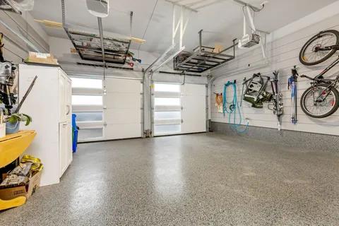606 Nairn Circle, Milton, ON L9T 7X6