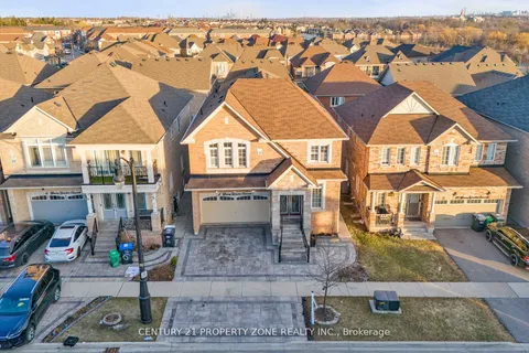 8 Young Garden Crescent, Brampton, ON L6Y 6A4
