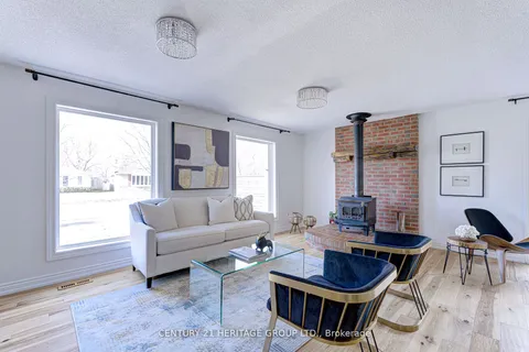 111 Lorne Scots Drive, Milton, ON L9T 2Z5