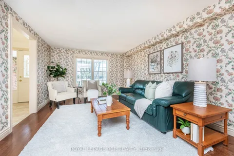 222 Walsh Crescent, Orangeville, ON L9W 4T1