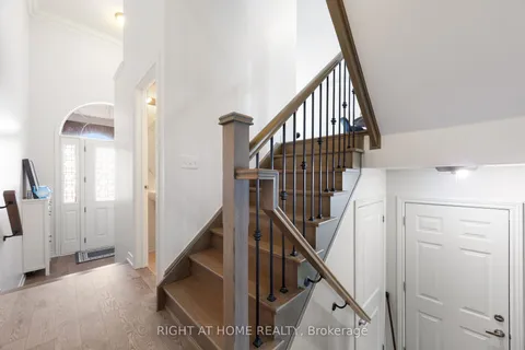36 Meadowcreek Road, Caledon, ON L7C 4A1