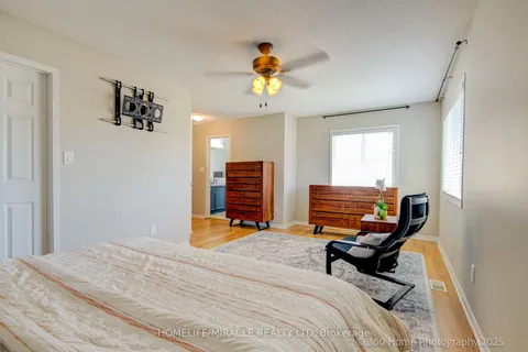 1044 Zimmerman Crescent, Milton, ON L9T 5S6