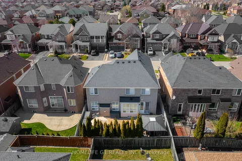 3672 Swanson Drive, Mississauga, ON L5N 8J6