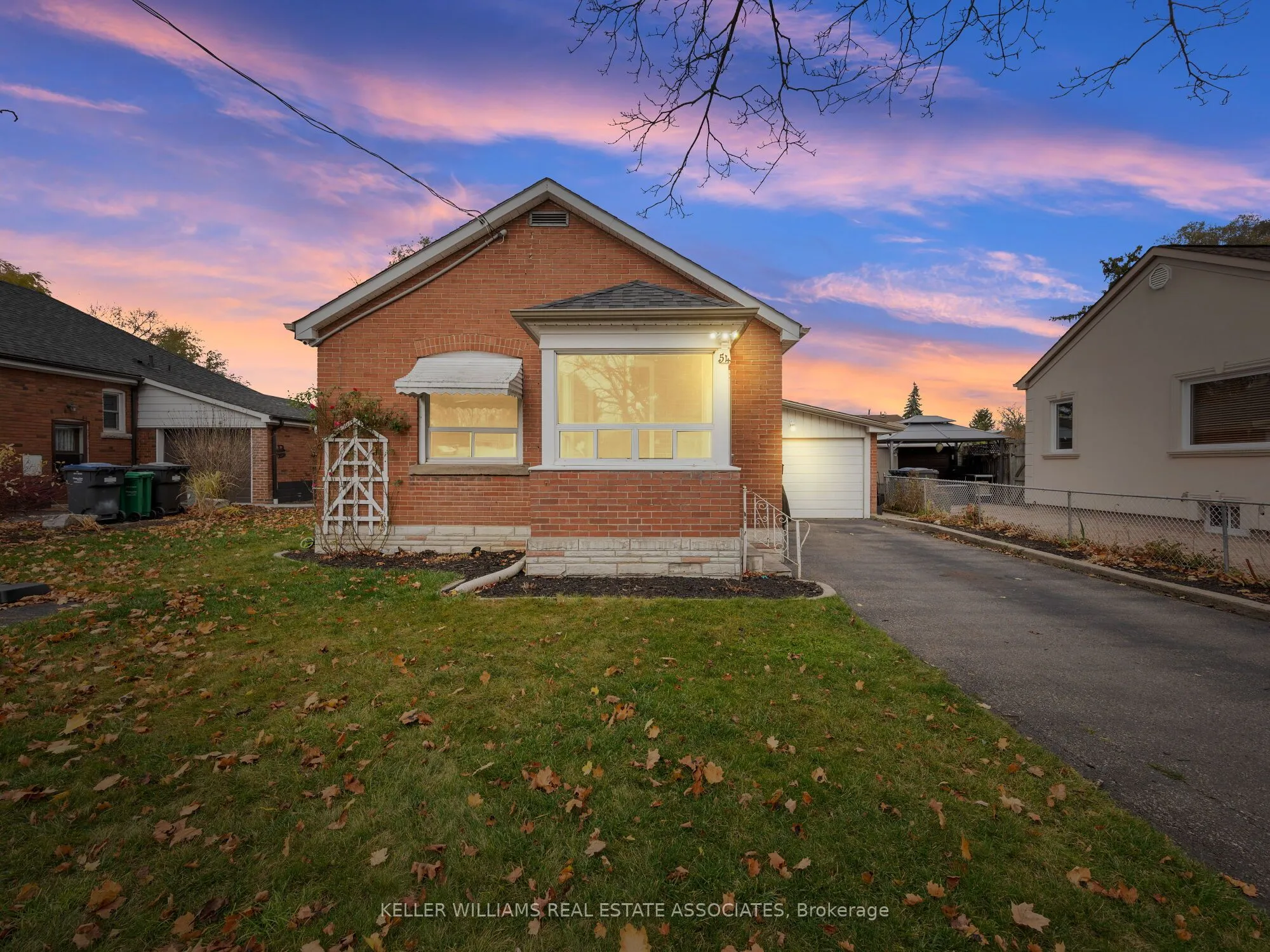 54 Woodward Avenue, Brampton, ON L6V 1K4