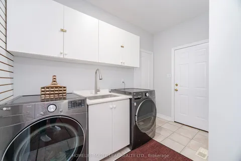 435 Bristol Road, Mississauga, ON L5R 3R7