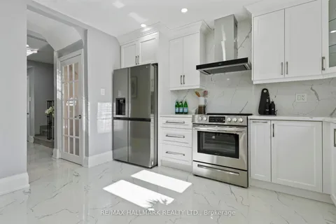 90A Bicknell Avenue, Toronto, ON M6M 4G7