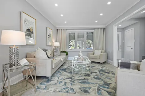 90A Bicknell Avenue, Toronto, ON M6M 4G7
