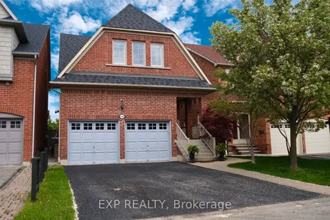 3305 Weatherford Road, Mississauga, ON L5M 7X8