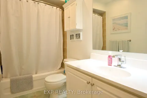 3305 Weatherford Road, Mississauga, ON L5M 7X8