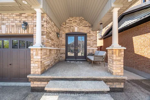 74 Long Meadow Drive, Brampton, ON L6P 2A1