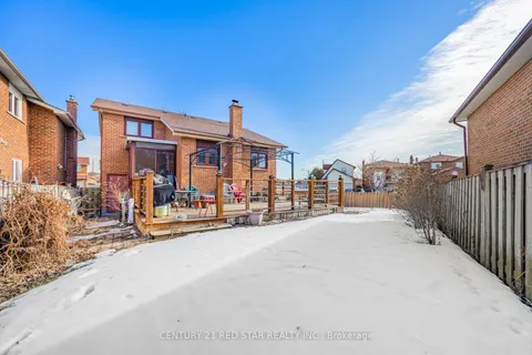 151 Cabernet Circle, Toronto, ON M9V 4Y7