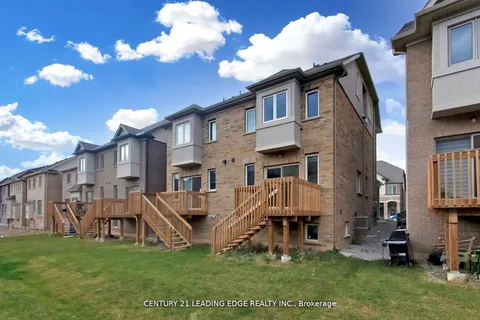 3952 Leonardo Street, Burlington, ON L7M 0Z7