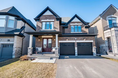 1284 Whitney Terrace, Milton, ON L9E 1K5