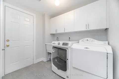 1023 Freeman Trail, Milton, ON L9T 5T3