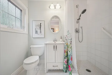 4042 Melba Lane, Burlington, ON L7L 2C3