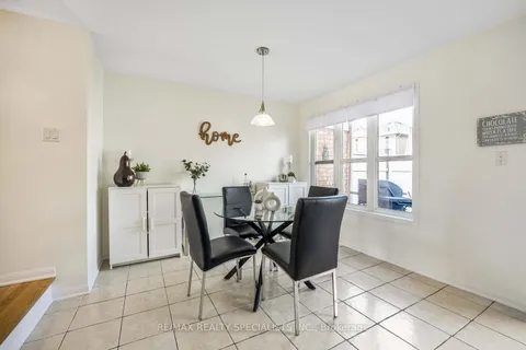 605 Scott Boulevard, Milton, ON L9T 0P4