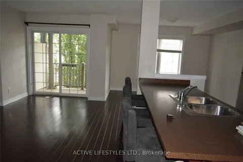 626 Garibaldi Common Close, Burlington, ON L7L 0E2