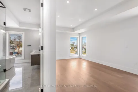797 First Street, Mississauga, ON L5E 1A3