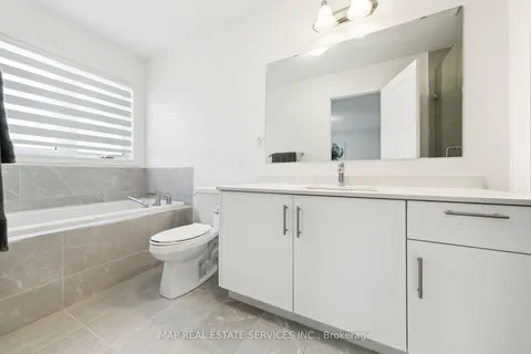 1515 Kovachik Boulevard, Milton, ON L9E 1T4