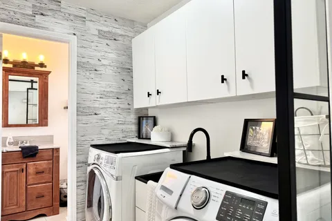 11 Passmore Avenue, Orangeville, ON L9W 4E1