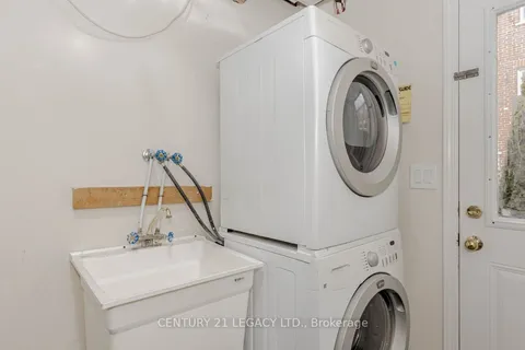 25 Unionville Crescent, Brampton, ON L6P 2Z4