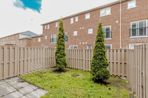 25 Unionville Crescent, Brampton, ON L6P 2Z4