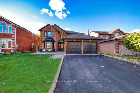 52 Donaghedy Drive, Halton Hills, ON L7G 5H1