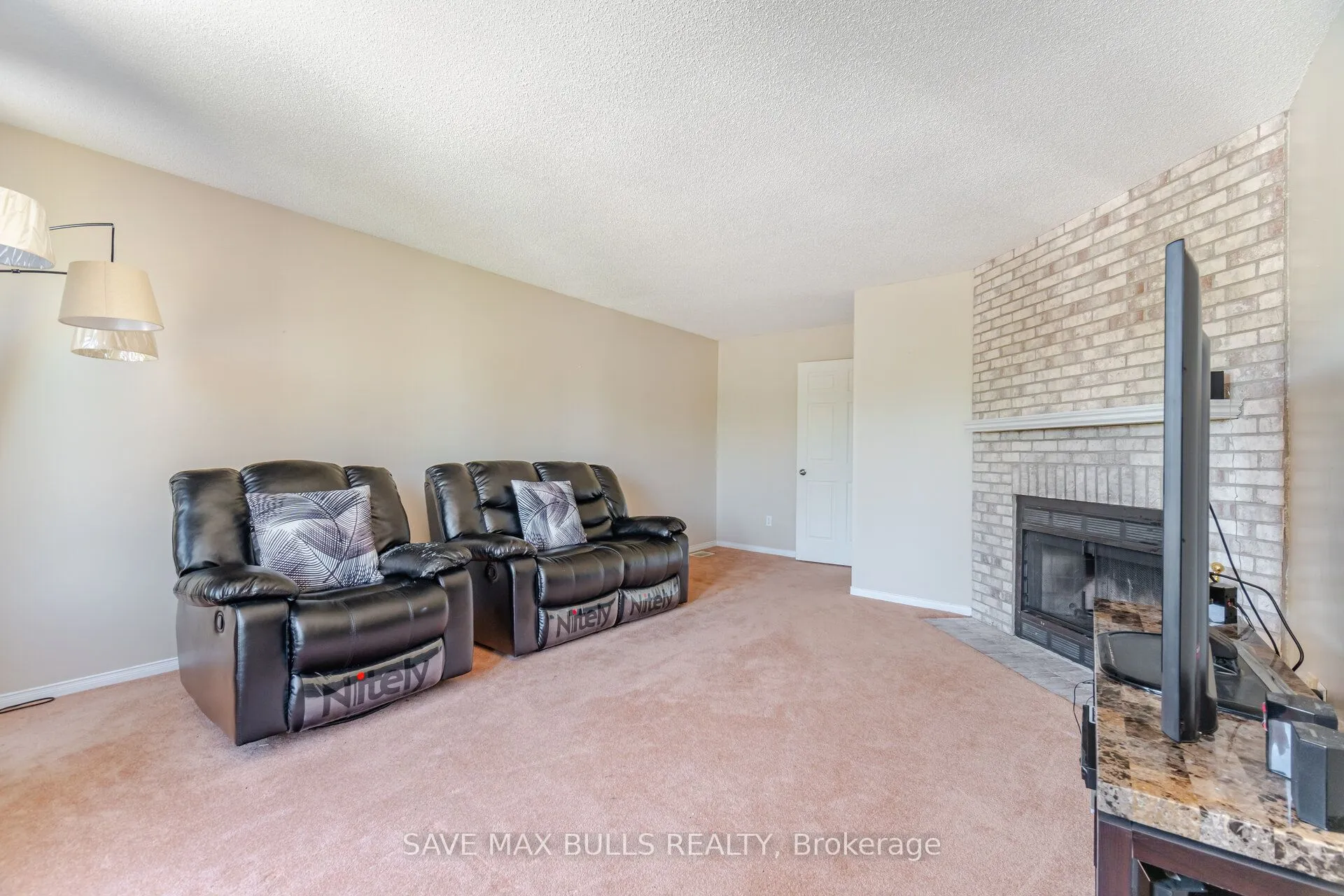 146 Toba Crescent, Brampton, ON L6Z 4R9