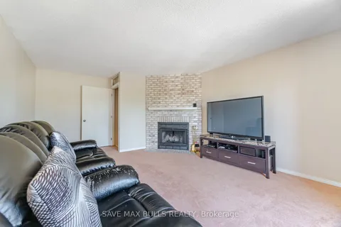 146 Toba Crescent, Brampton, ON L6Z 4R9