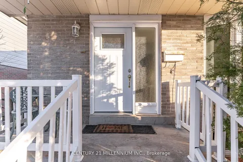 12 Parkend Avenue, Brampton, ON L6Y 1B2