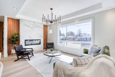 16 Paragon Road, Toronto, ON M9R 1J5