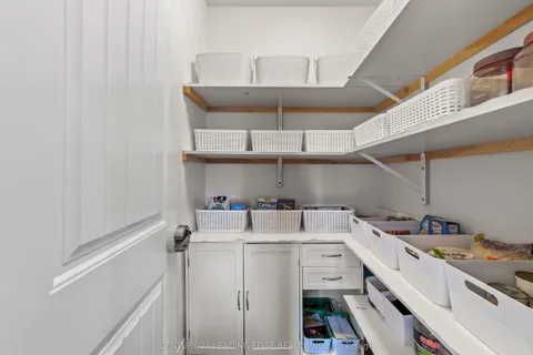 280 Ruhl Drive, Milton, ON L9T 8J7