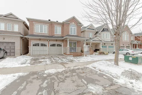 2452 Pathfinder Drive, Burlington, ON L7L 6X9