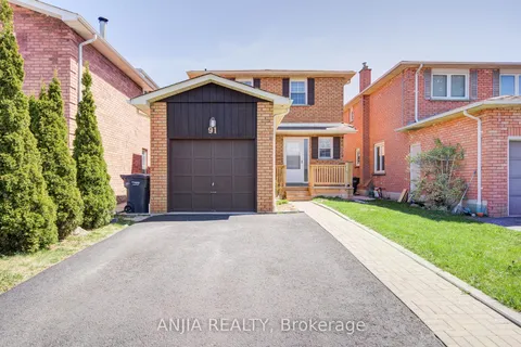 91 Dumfries Avenue, Brampton, ON L6Z 2X1