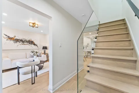50 Watson Avenue, Toronto, ON M6S 4E1