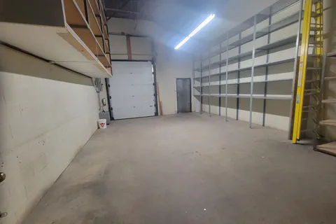 1 Whitehorse Road, Toronto, ON M3J 3A7