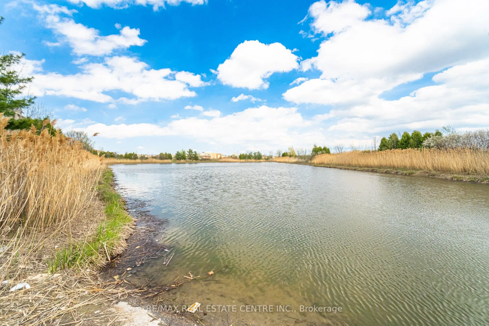1370 Costigan Road, Milton, ON L9T 0Y8
