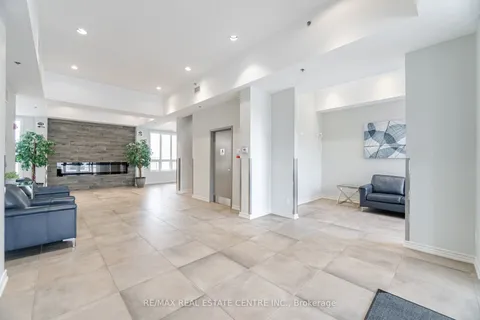 1370 Costigan Road, Milton, ON L9T 0Y8