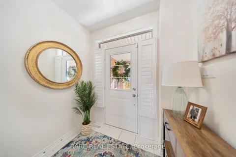 160 Fruitvale Circle, Brampton, ON L7A 5C4