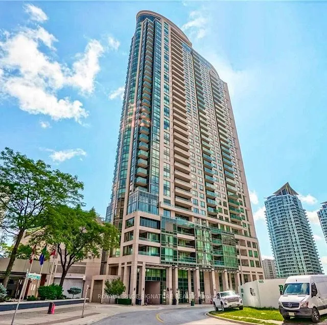 208 Enfield Place, Mississauga, ON L5B 0G8