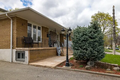 7110 Codlin Avenue, Mississauga, ON L4T 2M4