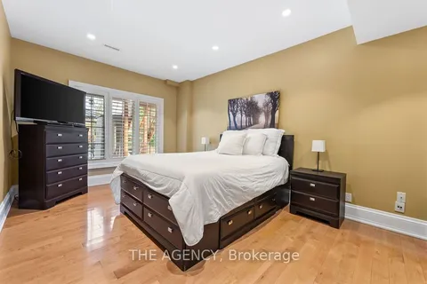 4 Pride Court, Brampton, ON L6Y 5H3