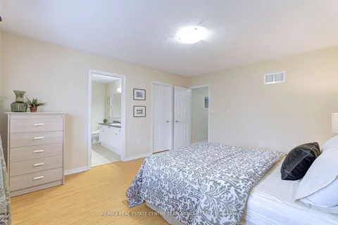 700 Hepburn Road, Milton, ON L9T 0M5