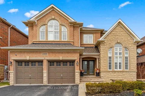 2455 BON ECHO Drive, Oakville, ON L6H 7R1