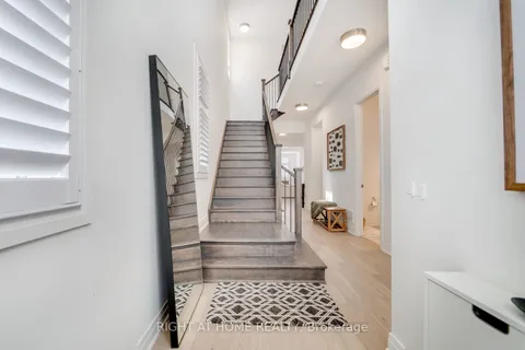 3202 William Cutmore Boulevard, Oakville, ON L6H 7X3