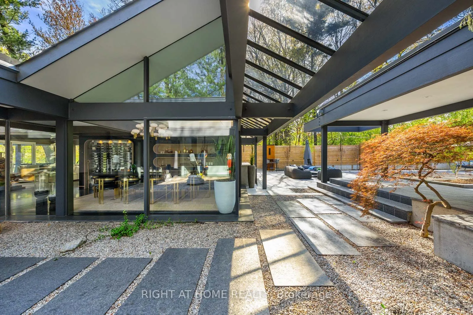 80 North Drive, Toronto, ON M9A 4R2